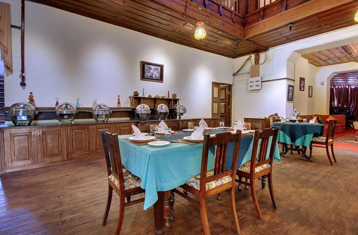 Hotel Chevron Fairhavens, Nainital Restaurant
