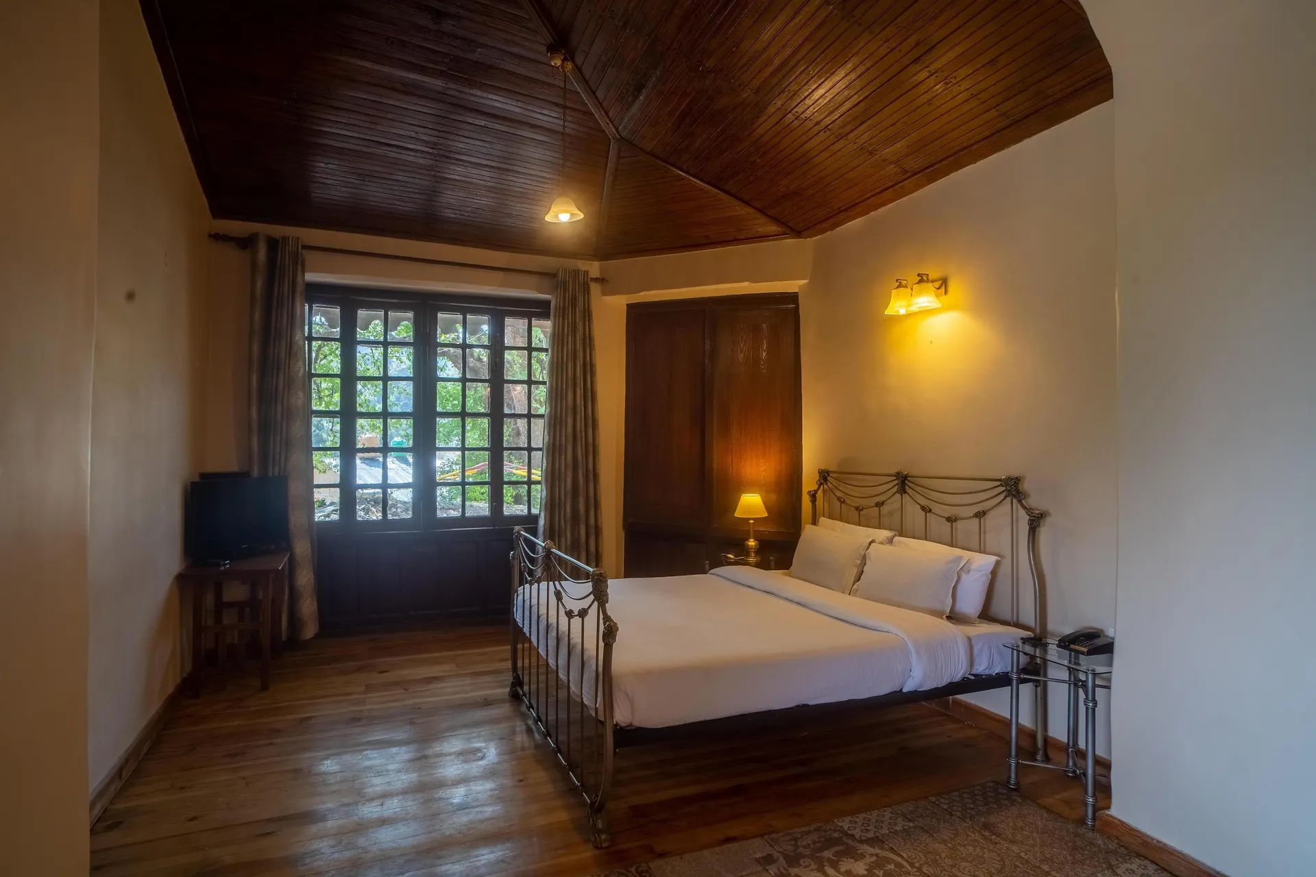 Hotel Chevron Fairhavens, Nainital Room