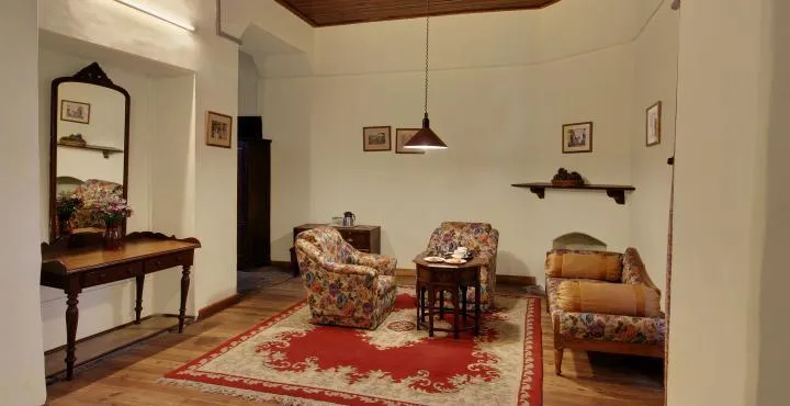 Hotel Chevron Fairhavens, Nainital Room