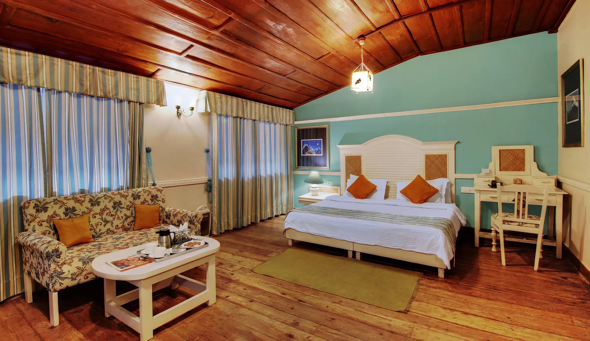 Hotel Chevron Fairhavens, Nainital Room