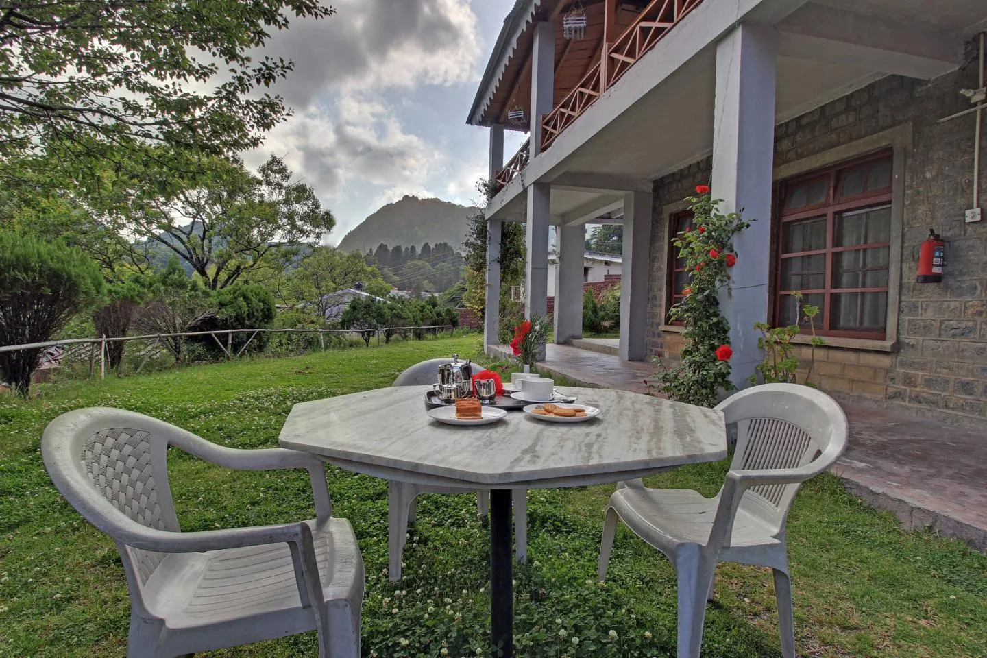 Hotel Chevron Fairhavens, Nainital Room