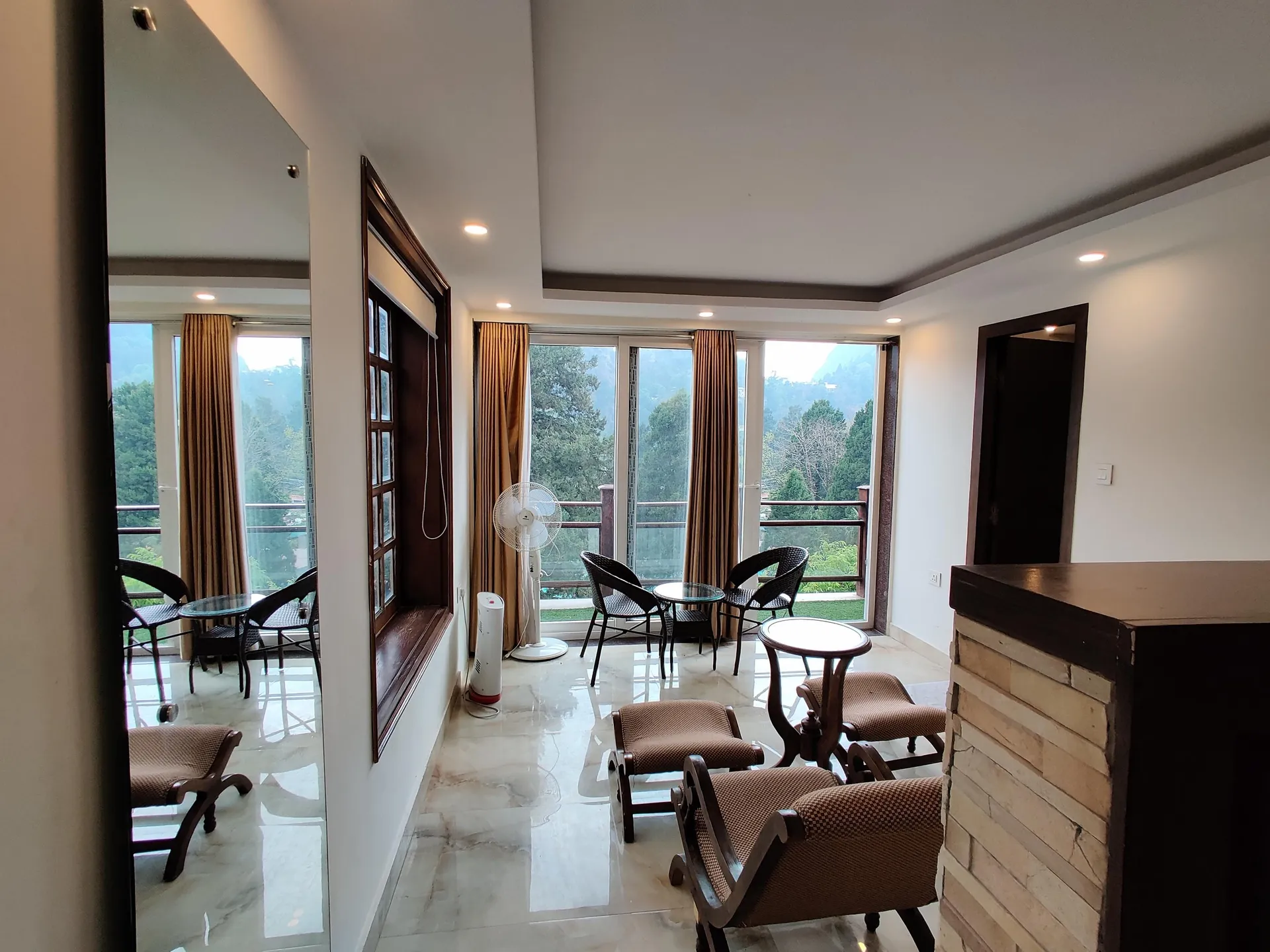 La Niwasa by Shivraj Room
