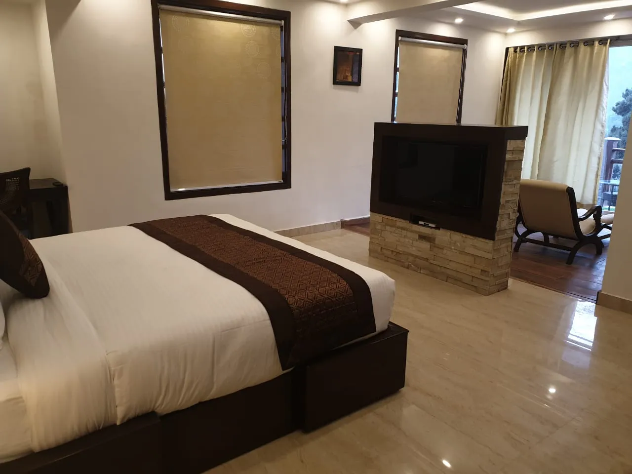 La Niwasa by Shivraj Room