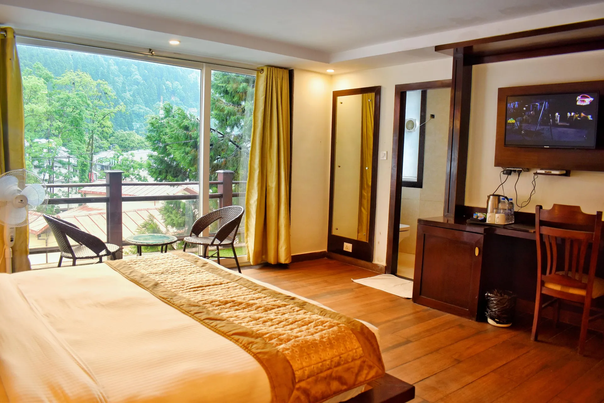 La Niwasa by Shivraj Room