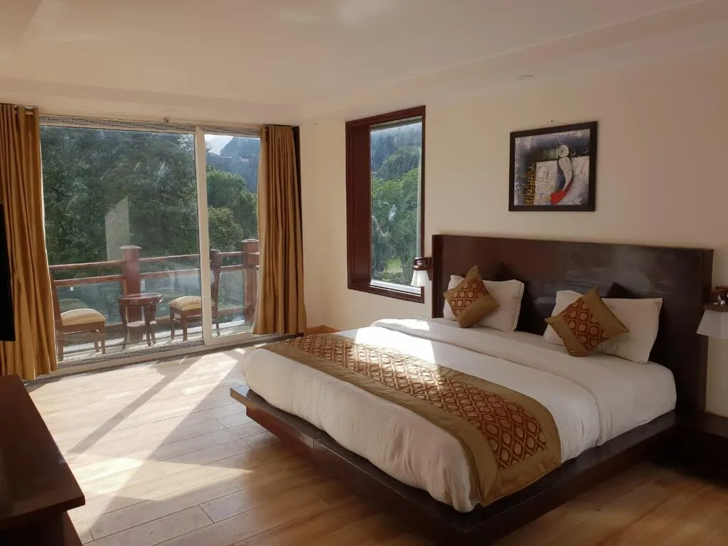 La Niwasa by Shivraj Room