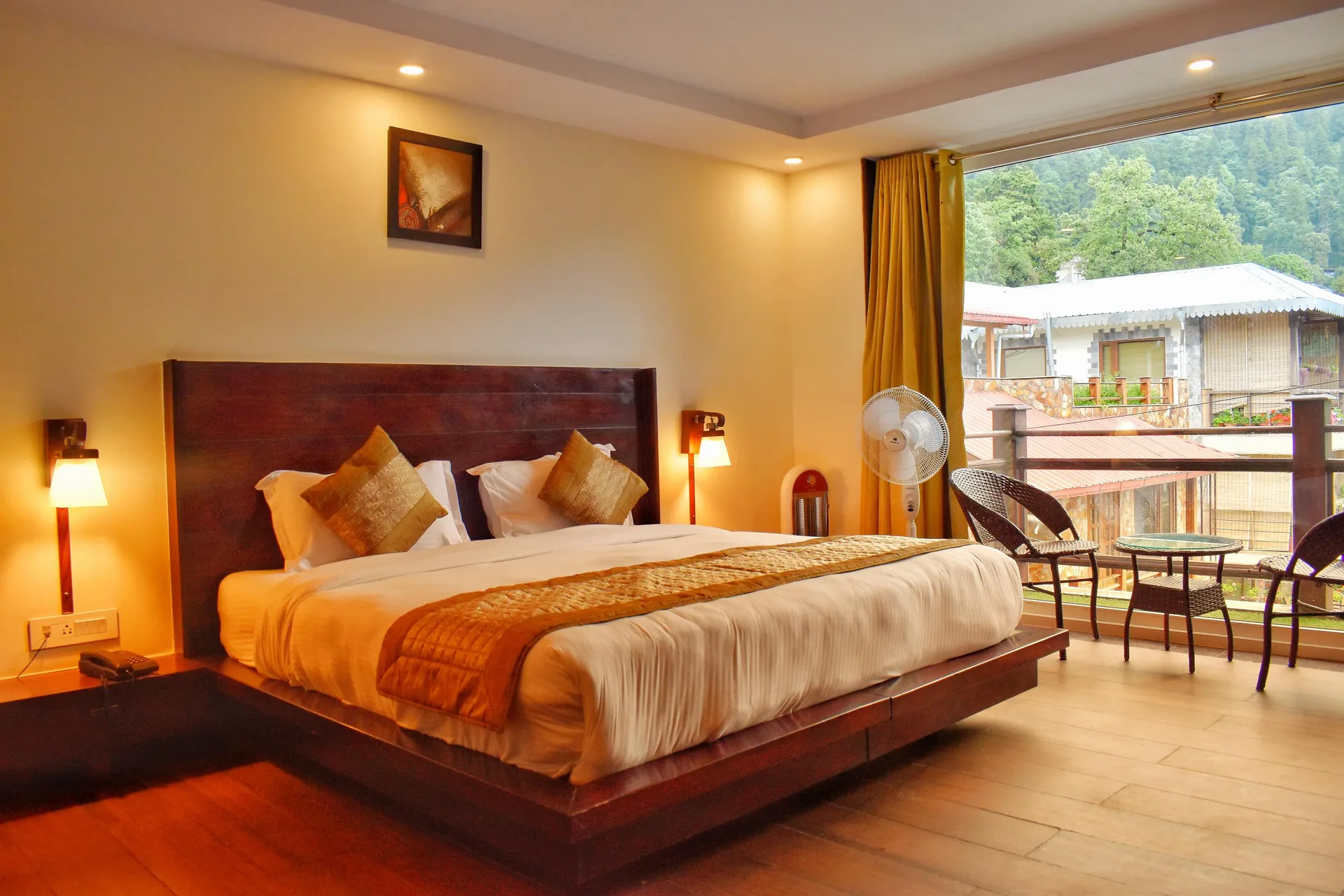 La Niwasa by Shivraj Room
