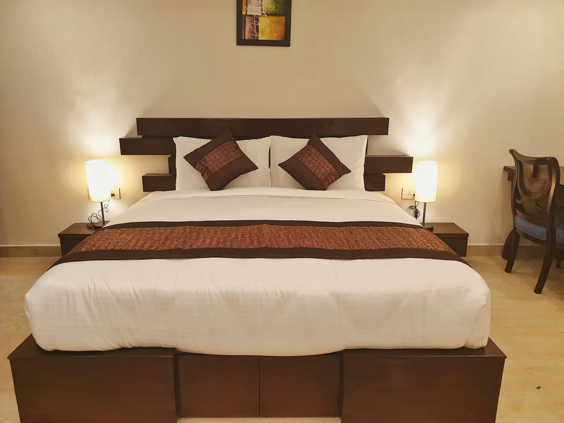 La Niwasa by Shivraj Room