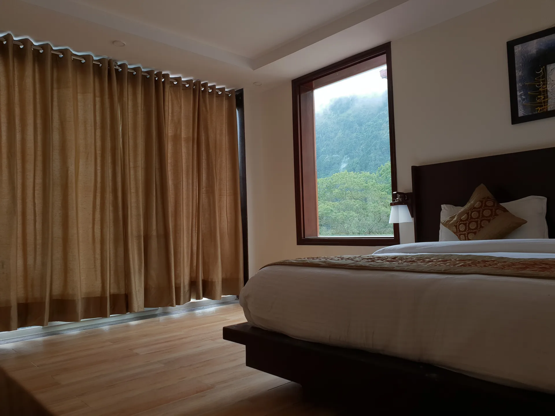 La Niwasa by Shivraj Room