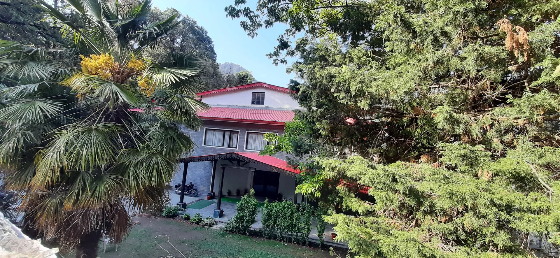 Langdale Manor Nainital Facade