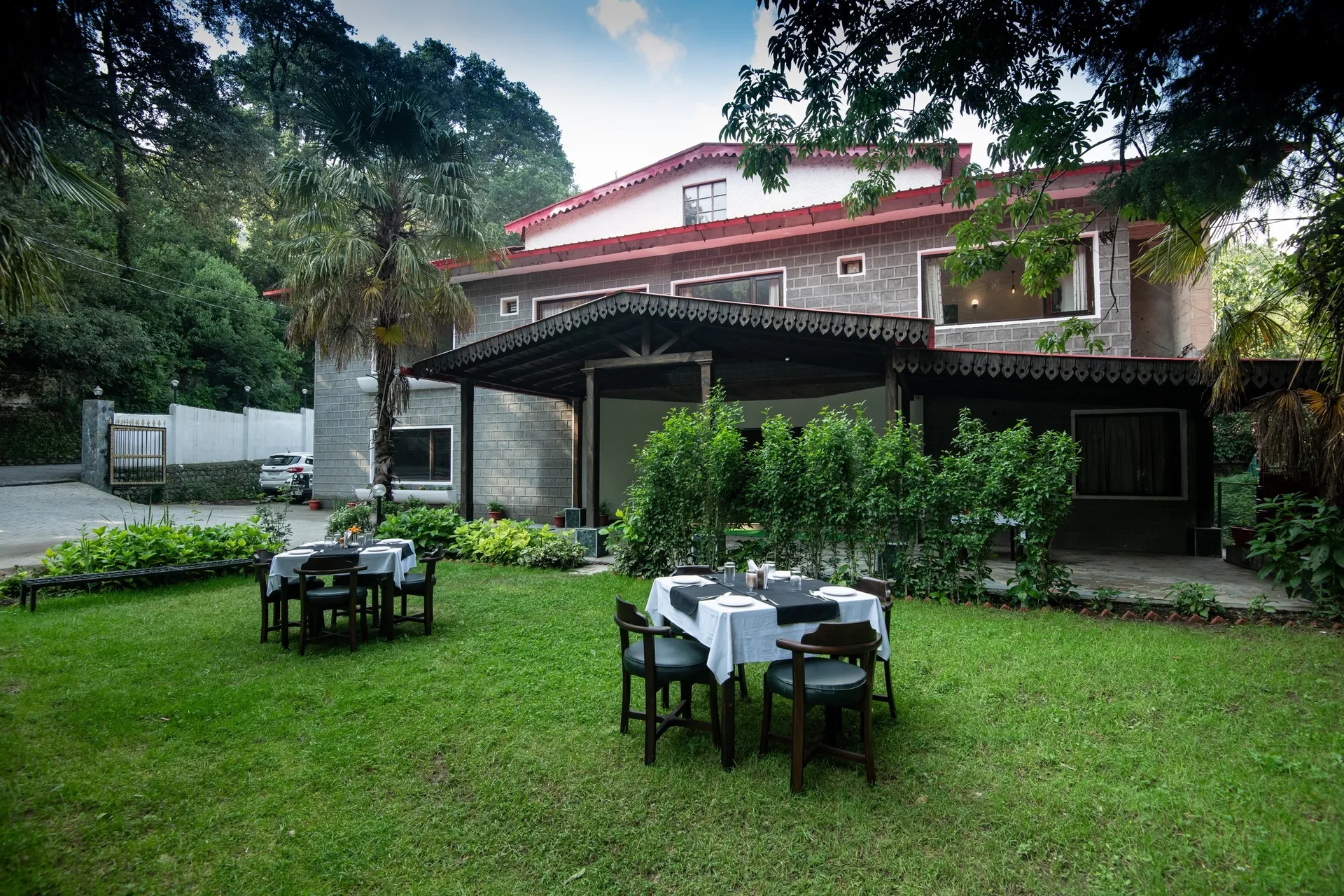 Langdale Manor Nainital Facade
