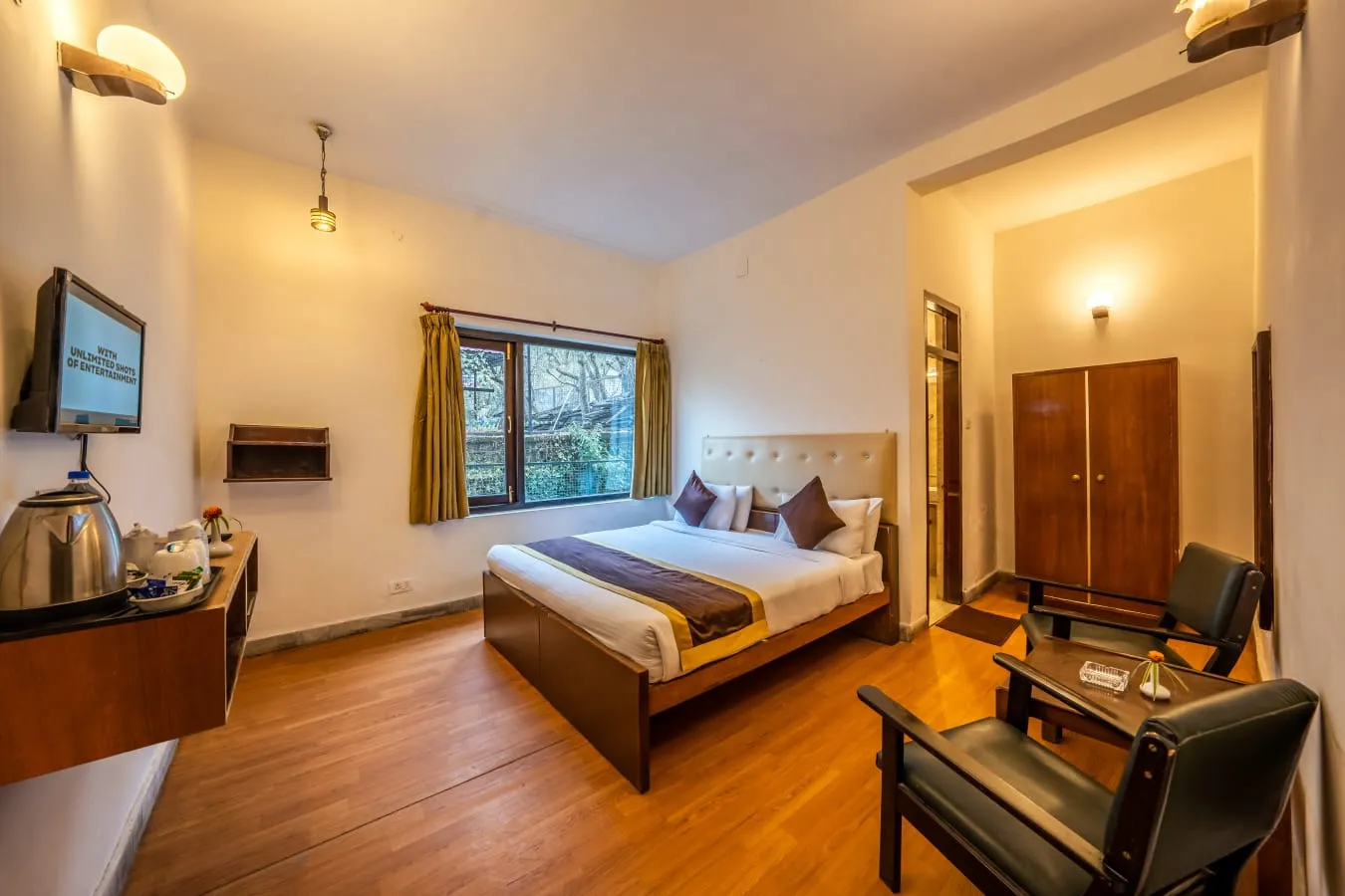 Langdale Manor Nainital Room
