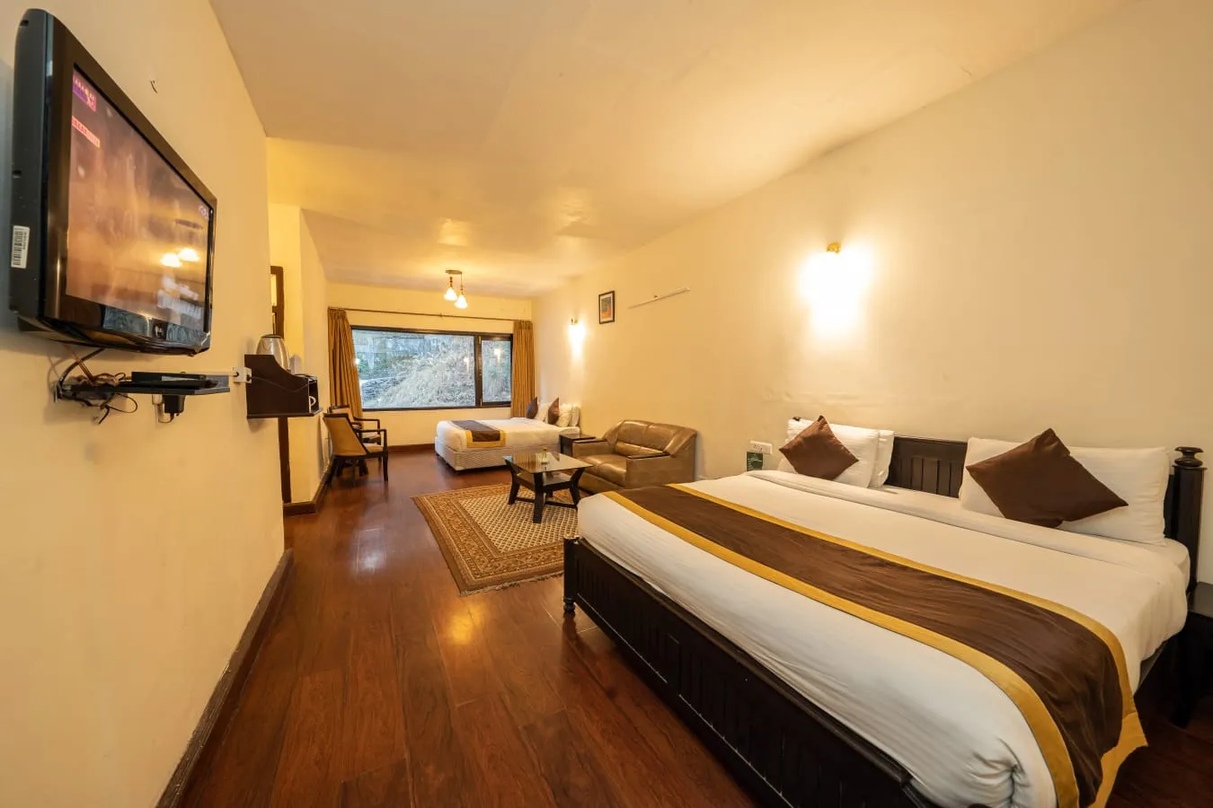 Langdale Manor Nainital Room