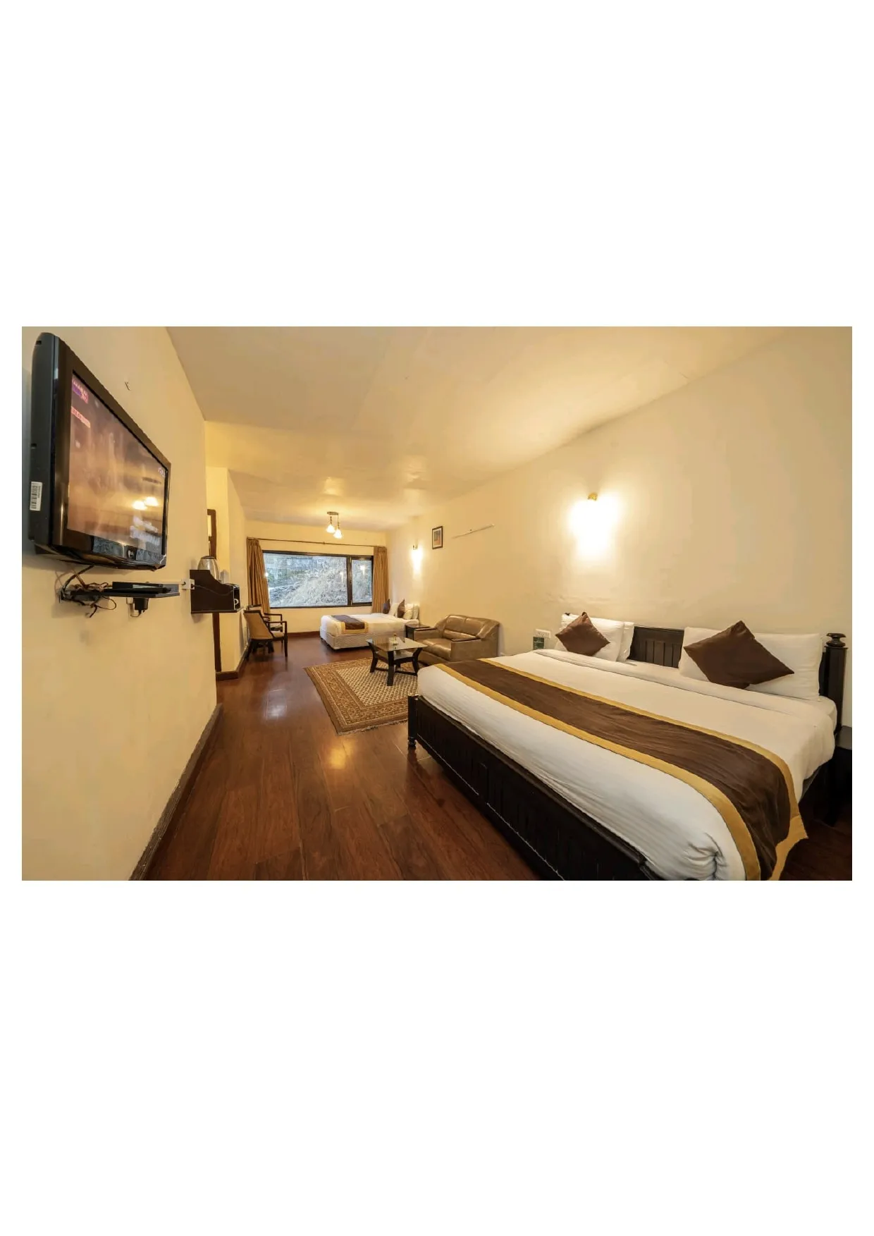 Langdale Manor Nainital Room