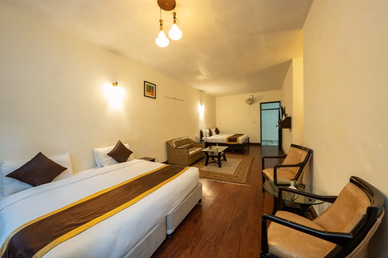 Langdale Manor Nainital Room