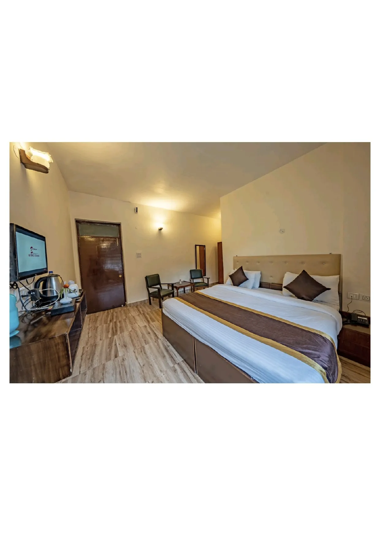 Langdale Manor Nainital Room