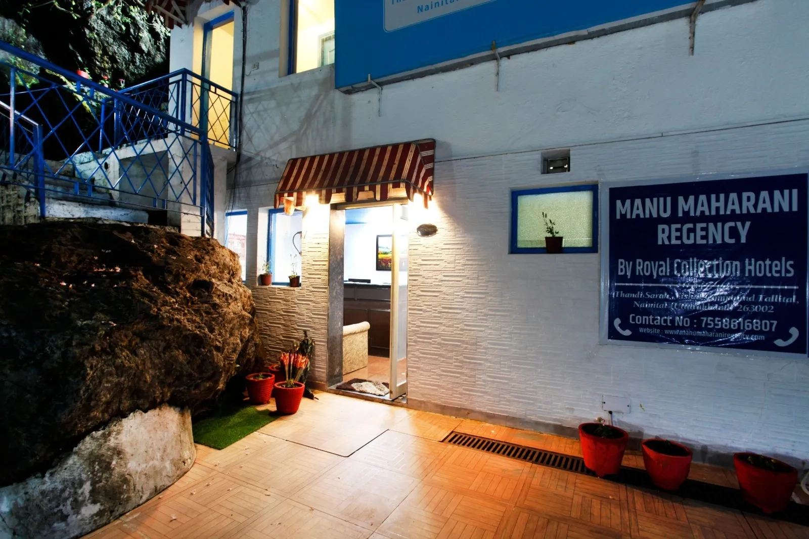 Manu Maharani Regency By Royal Collection Hotels Reception