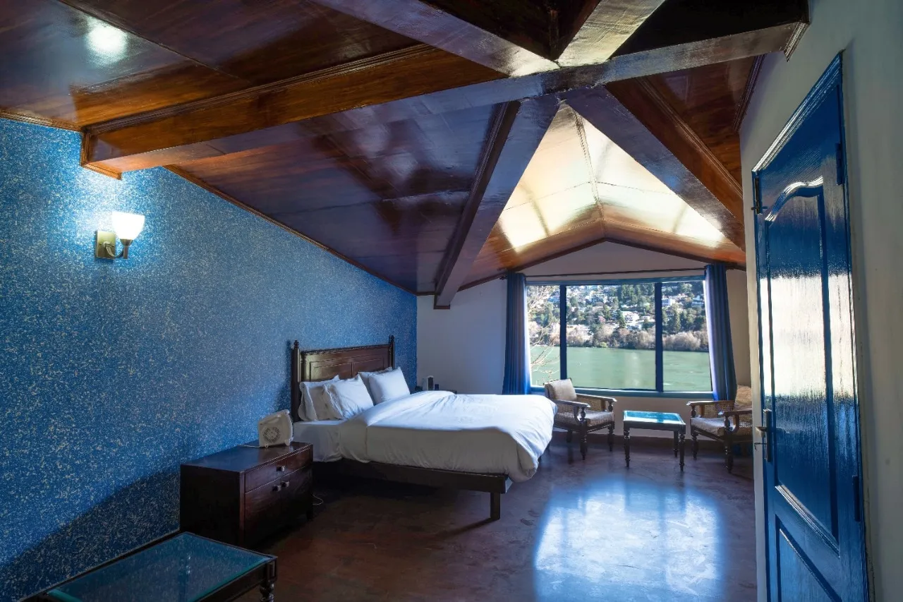 Manu Maharani Regency By Royal Collection Hotels Room