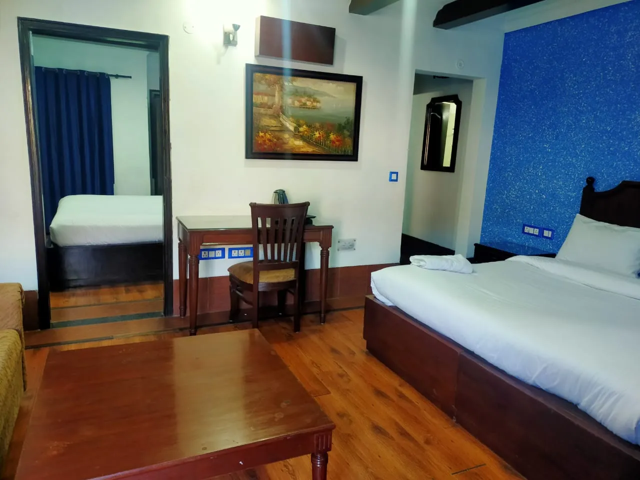 Manu Maharani Regency By Royal Collection Hotels Room