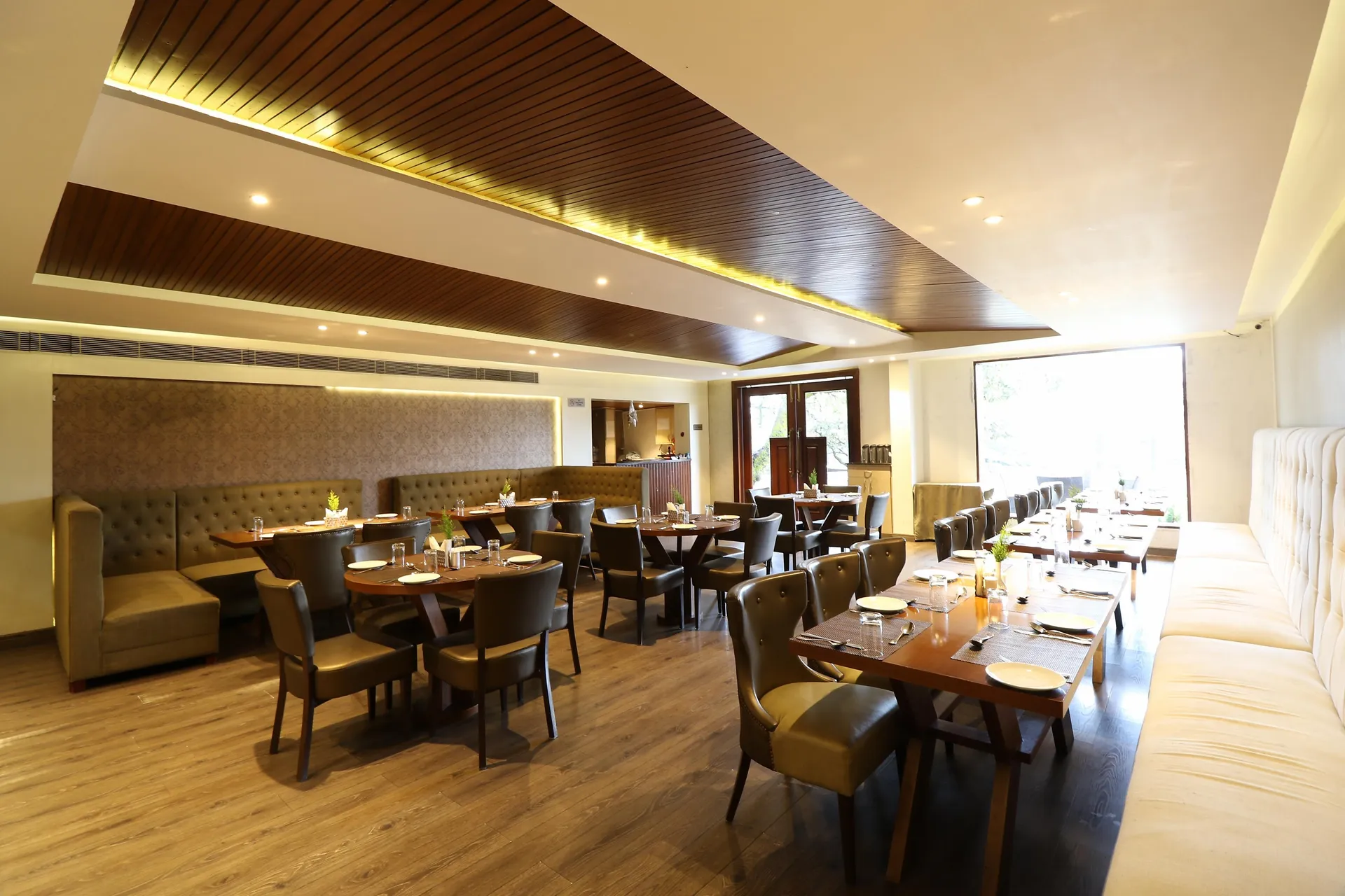 Seasons By Xperience Restaurant