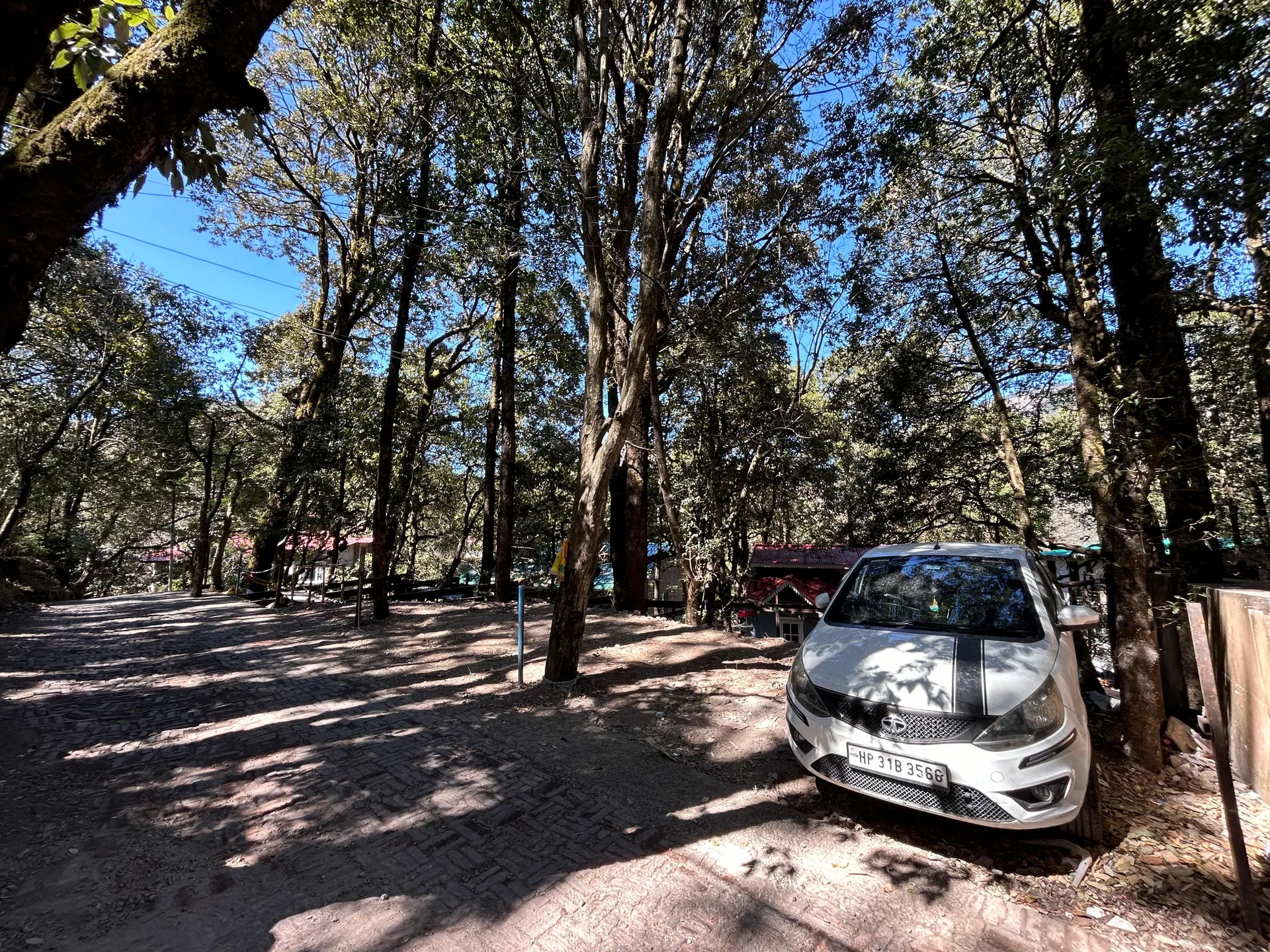 The Emerald by DLS Hotels, Nainital Parking