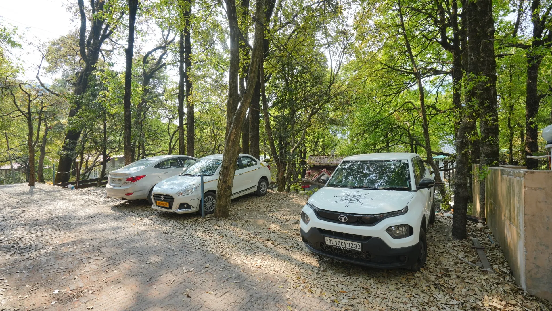 The Emerald by DLS Hotels, Nainital Parking