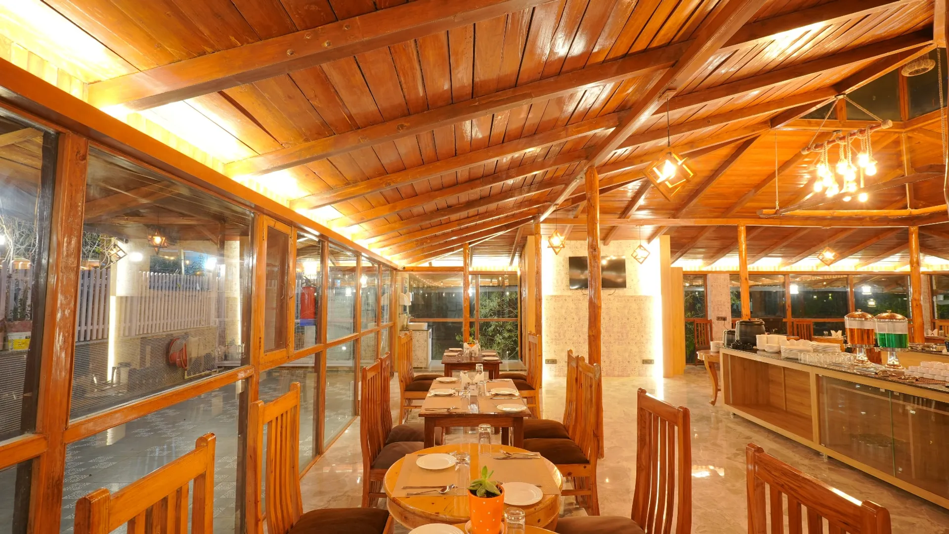 The Emerald by DLS Hotels, Nainital Restaurant