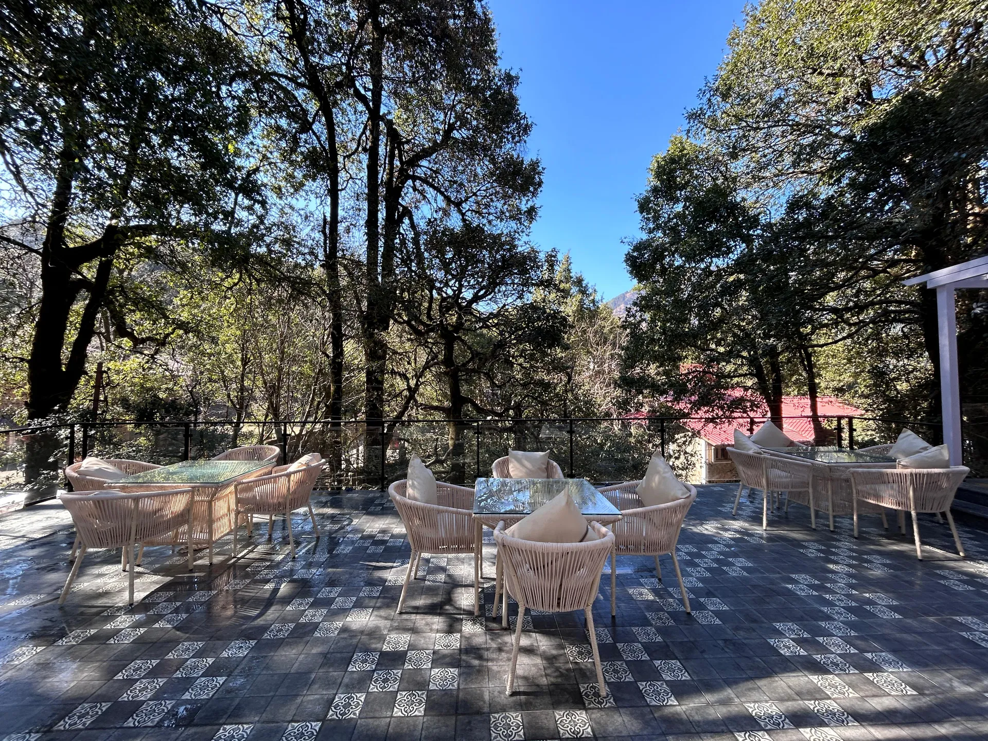 The Emerald by DLS Hotels, Nainital Restaurant