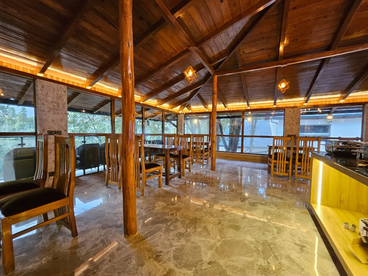 The Emerald by DLS Hotels, Nainital Restaurant