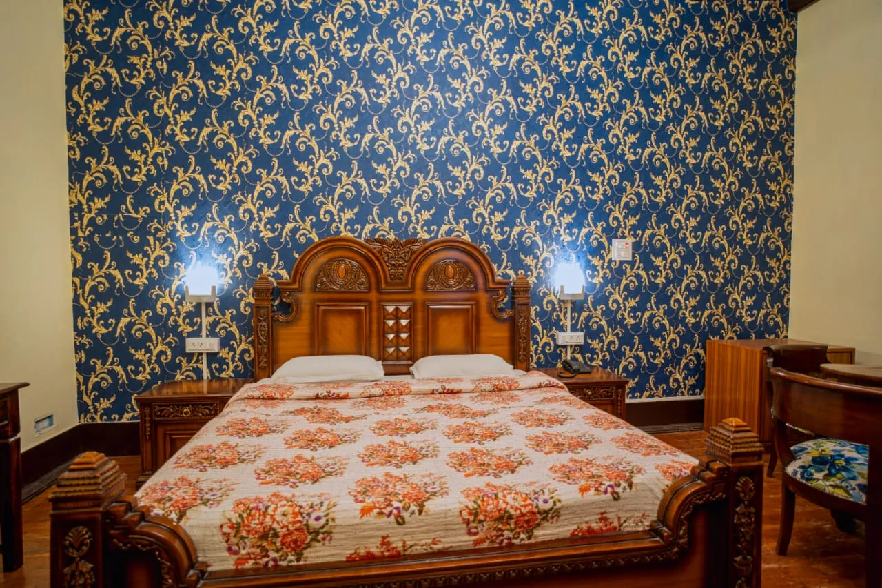 The Hive Cottage By Royal Collection Hotels Bedroom