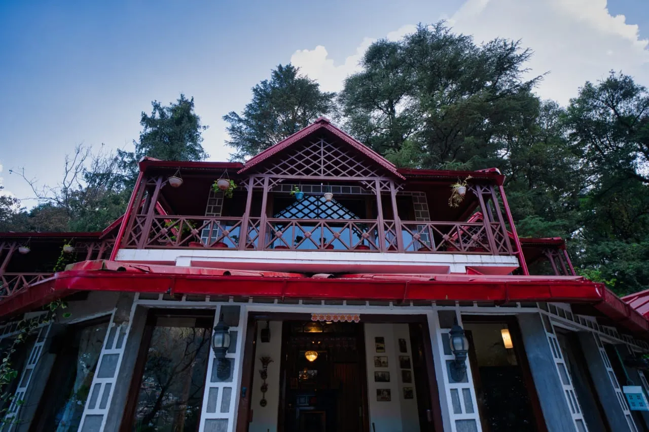 The Hive Cottage By Royal Collection Hotels Entrance