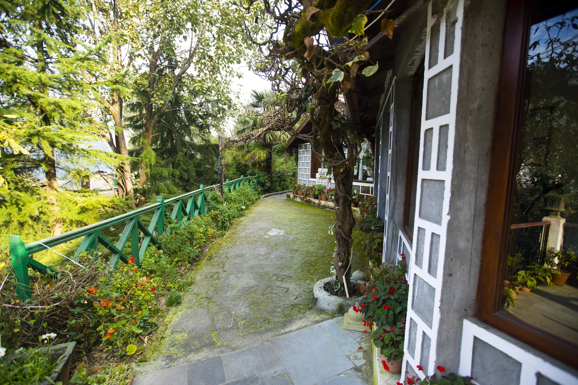 The Hive Cottage By Royal Collection Hotels Outdoors