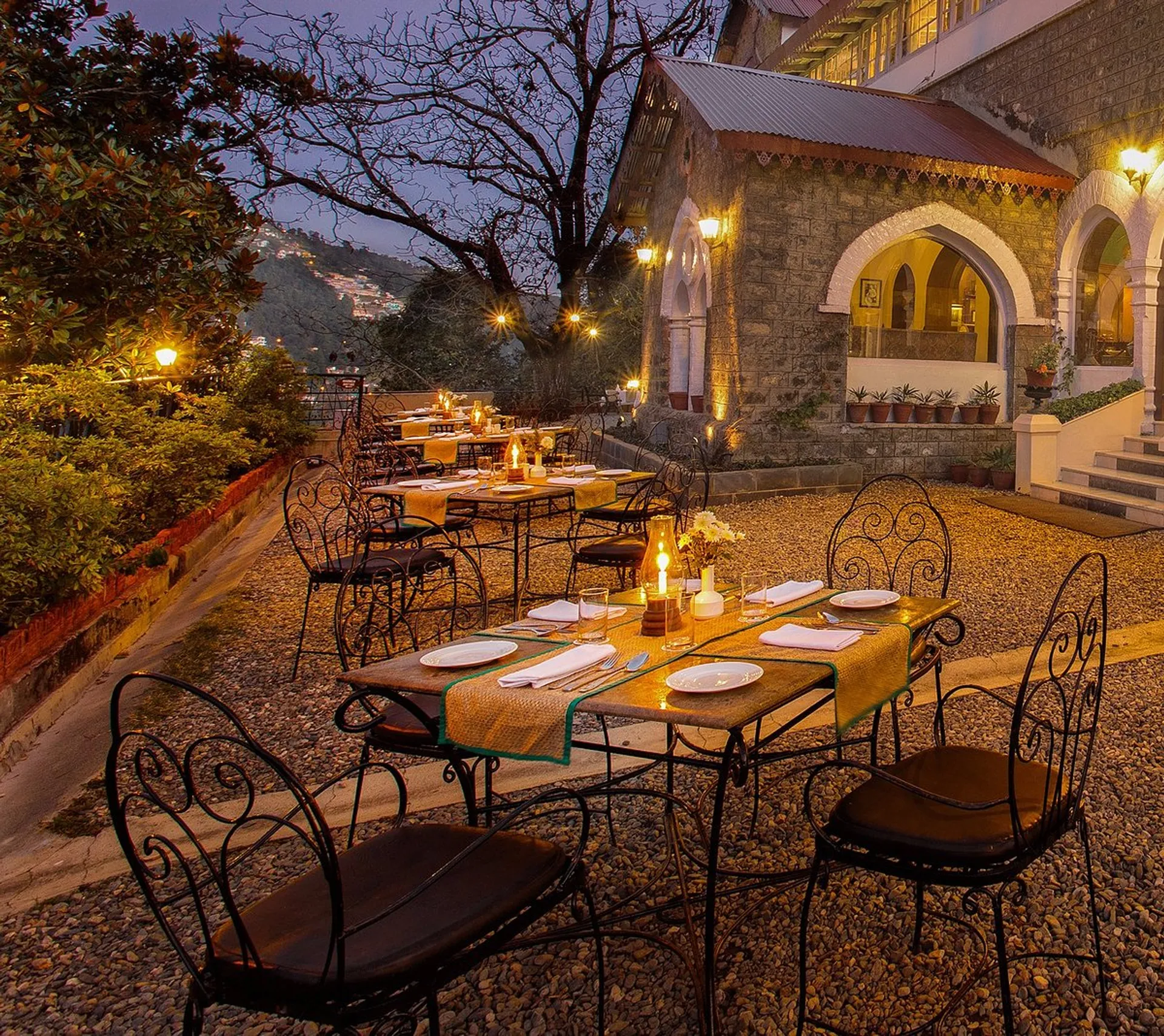 The Naini Retreat By Leisure Hotels Restaurant