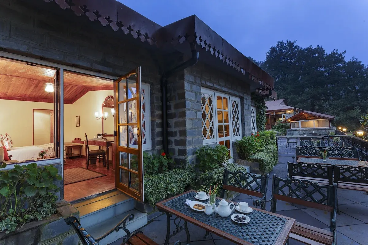 The Naini Retreat By Leisure Hotels Restaurant