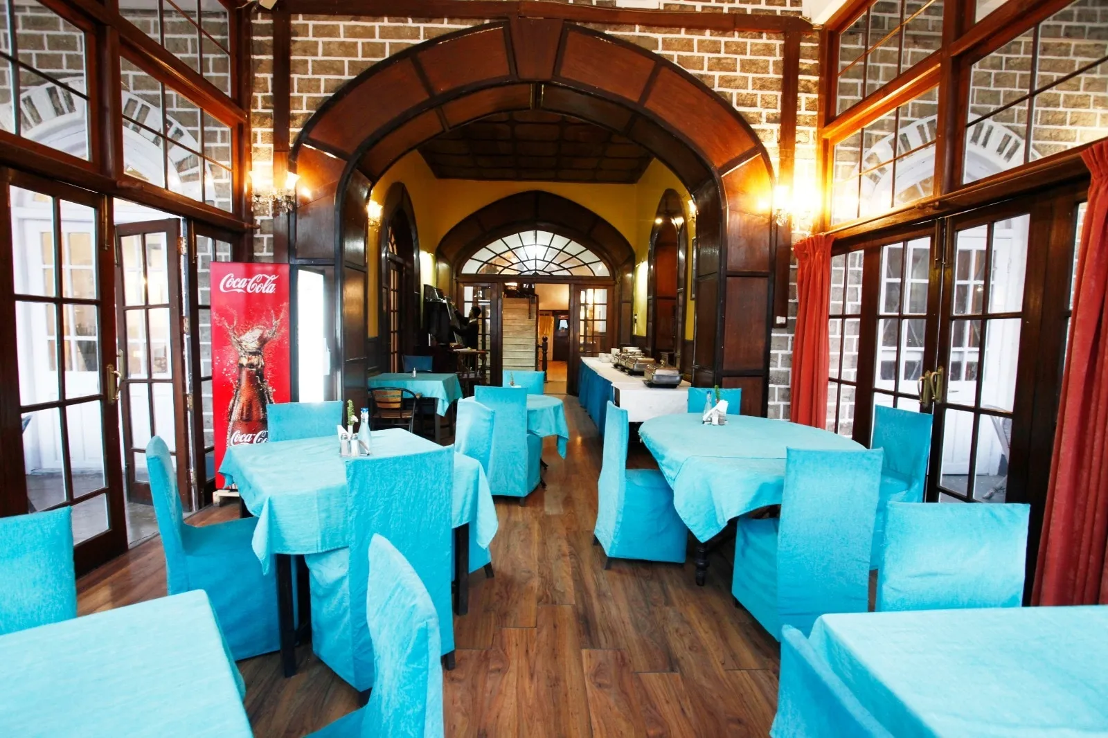 The Palace Belvedere (walkable distance from Mall Road) Restaurant