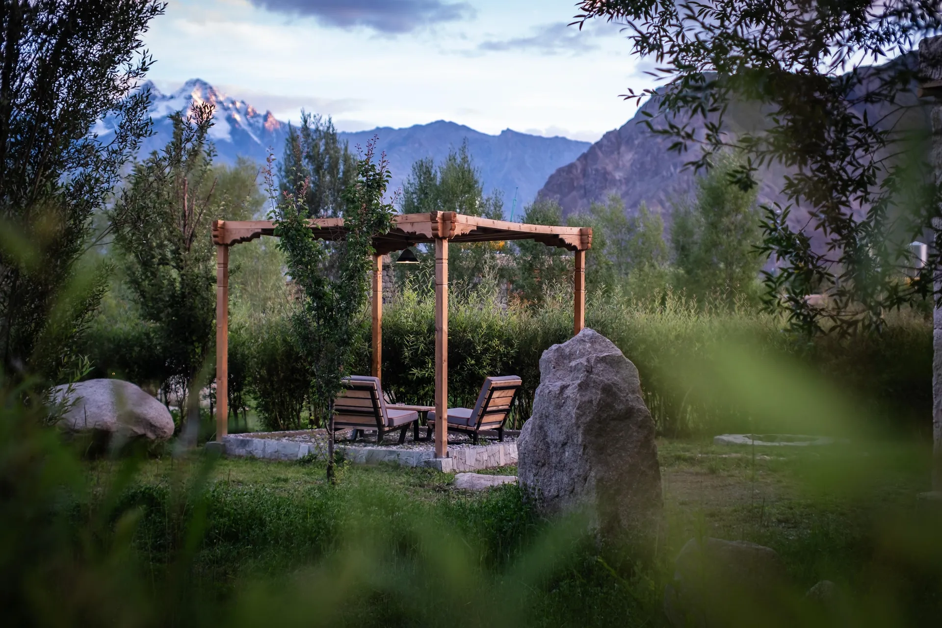 Lchang Nang  Retreat- The House of Trees Outdoors
