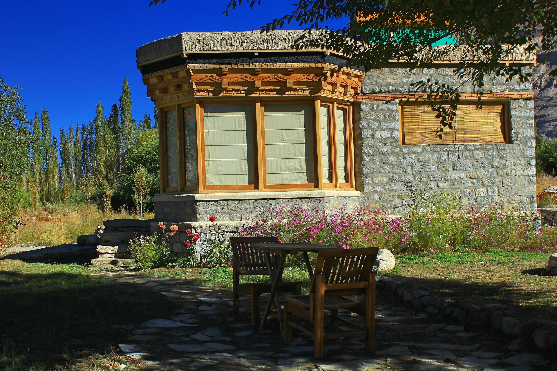 Lchang Nang  Retreat- The House of Trees Outdoors