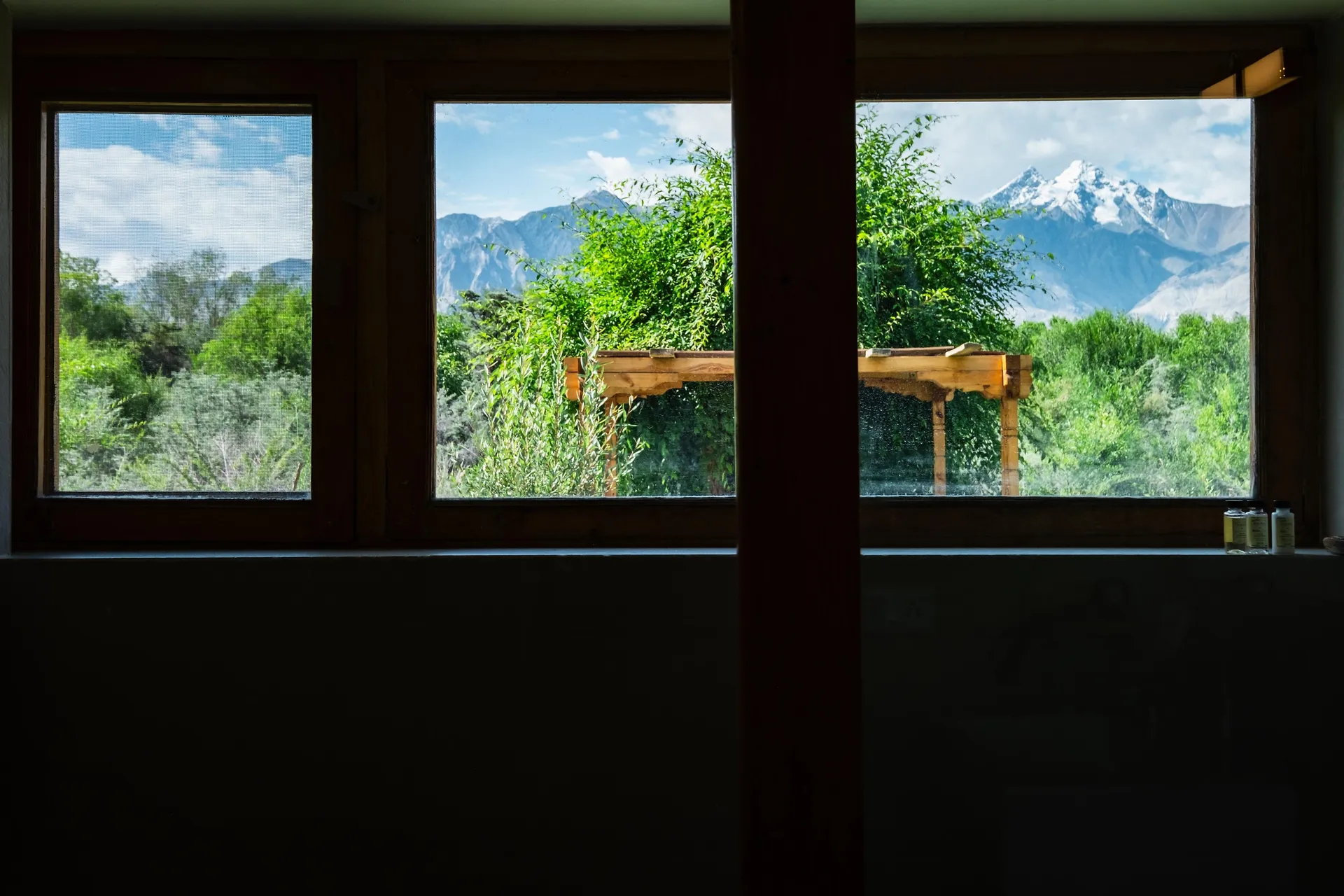 Lchang Nang  Retreat- The House of Trees Room
