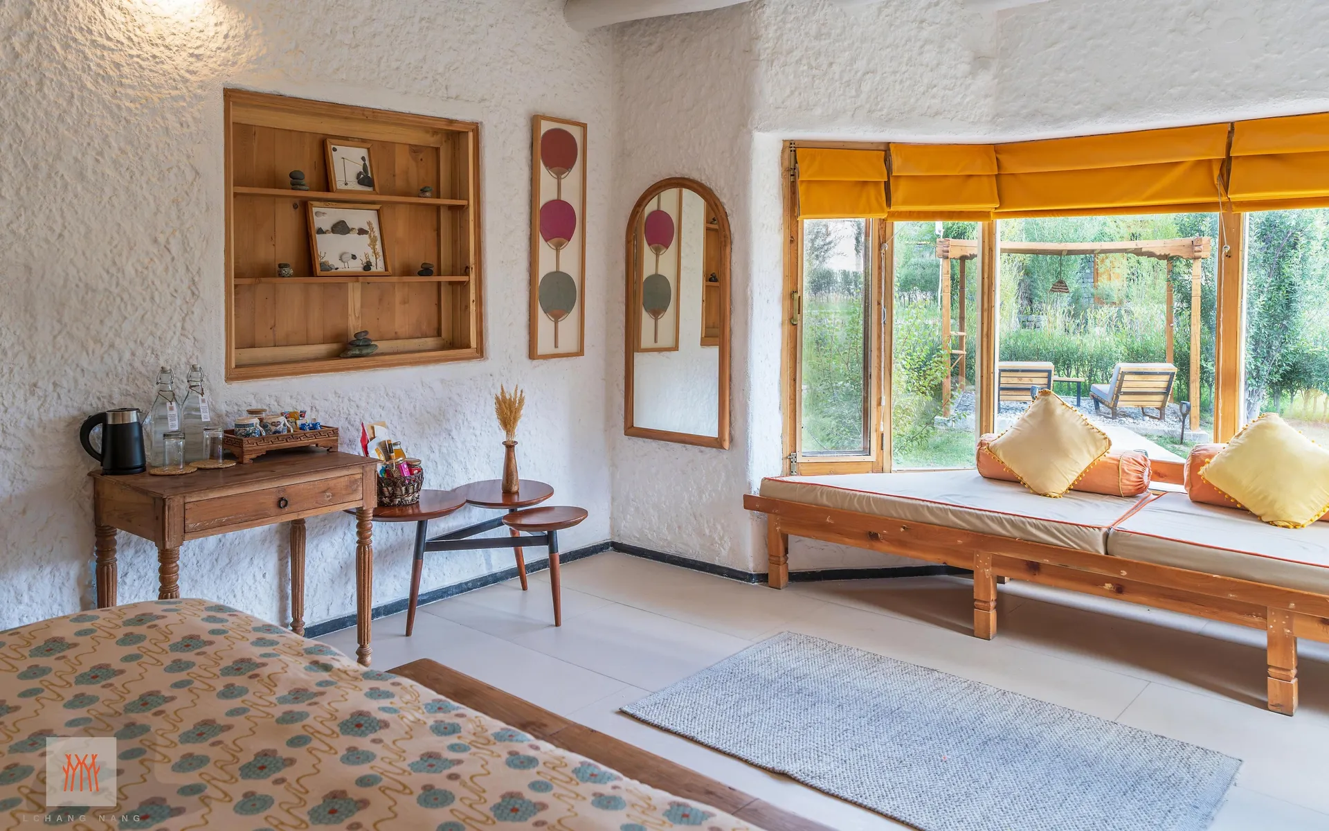 Lchang Nang  Retreat- The House of Trees Room