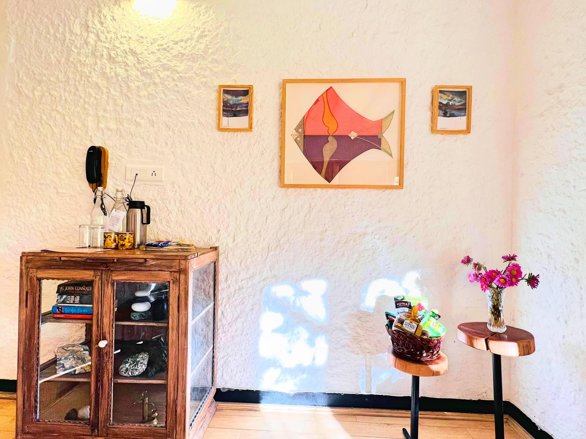 Lchang Nang  Retreat- The House of Trees Room