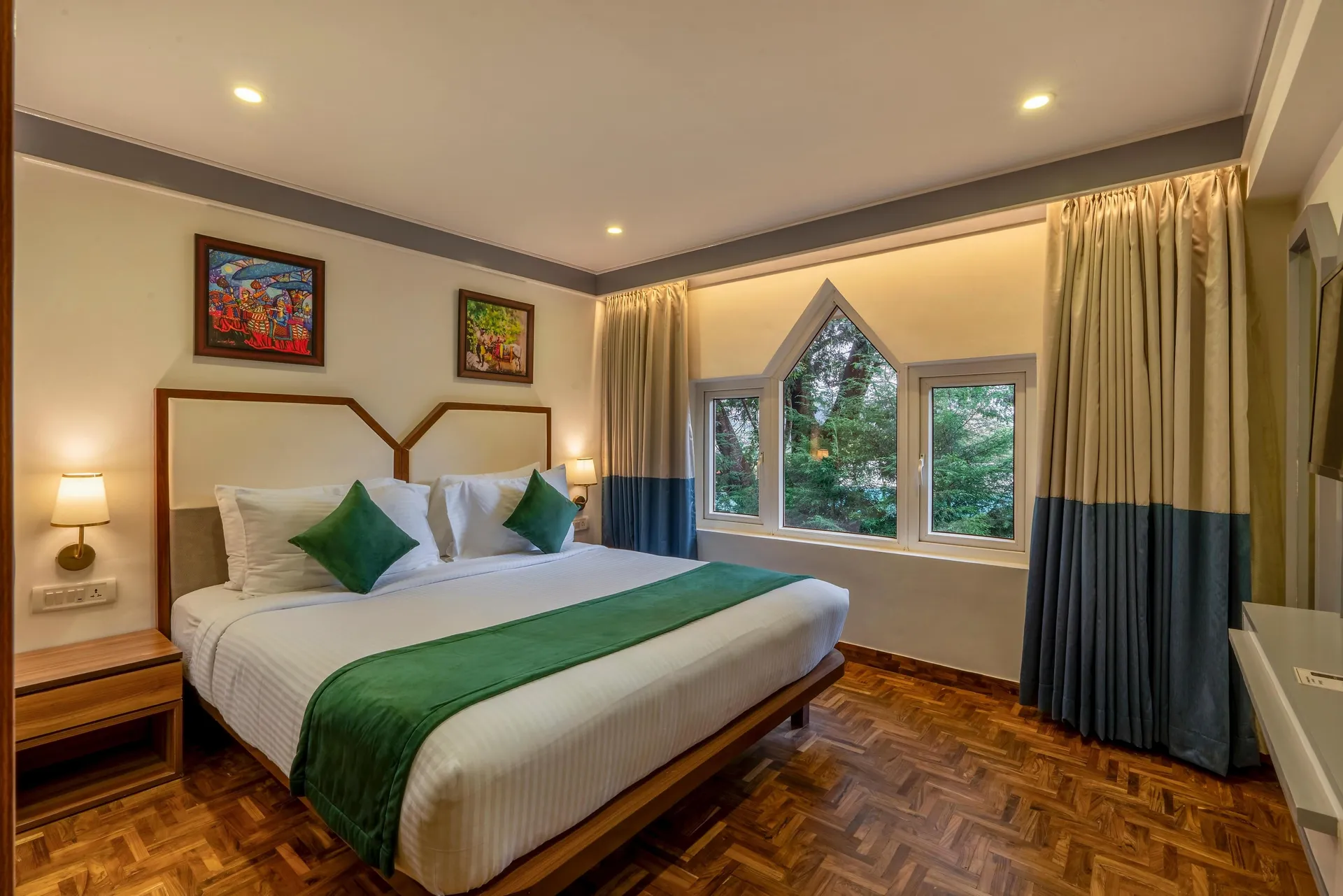 Sterling Ooty Elk Hill Room