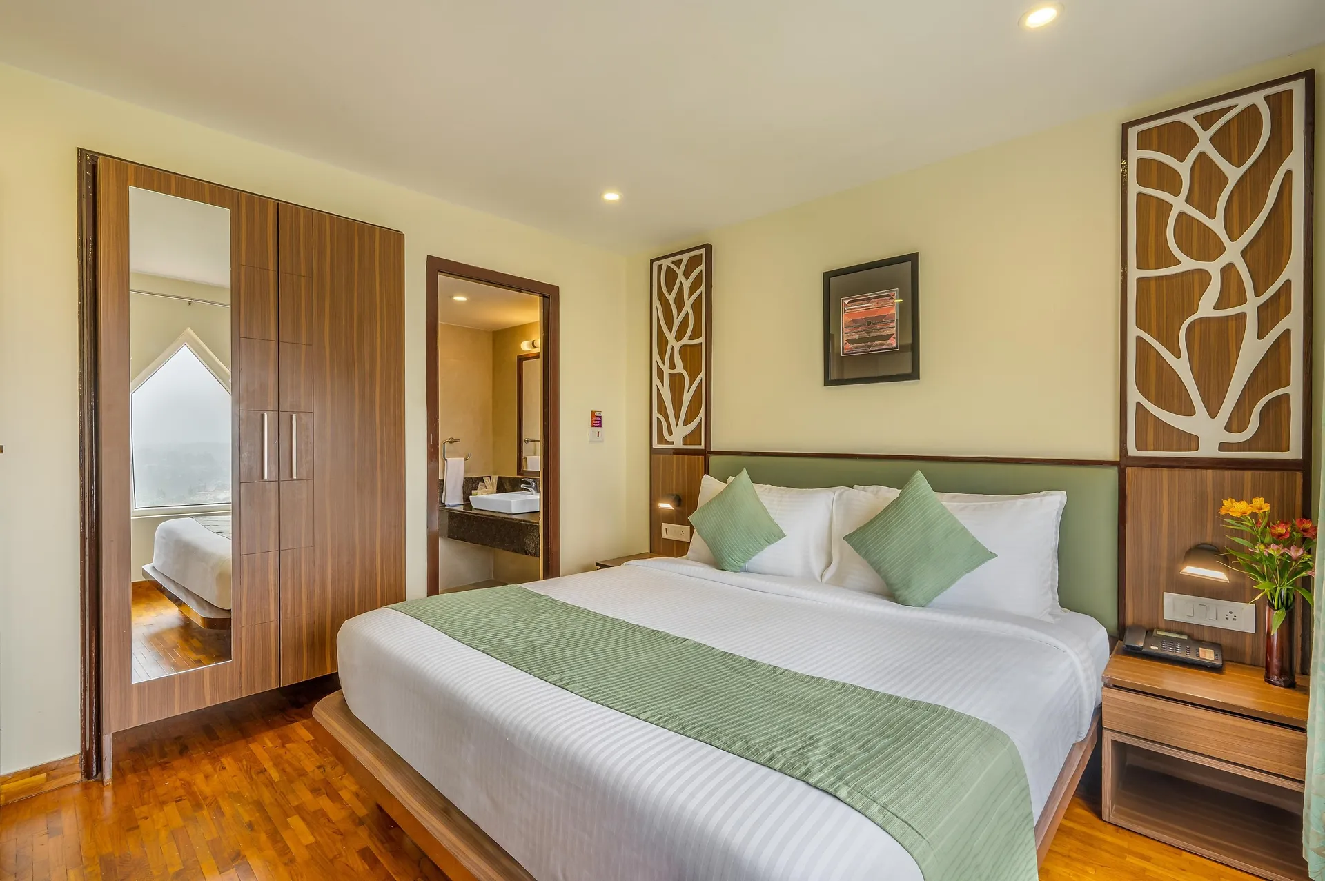 Sterling Ooty Elk Hill Room