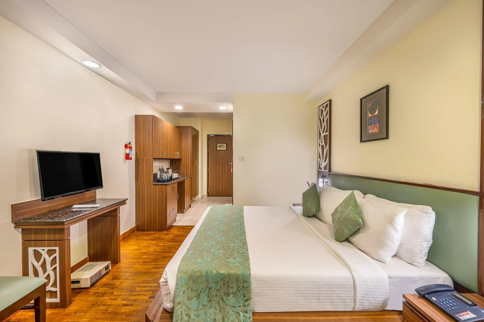 Sterling Ooty Elk Hill Room
