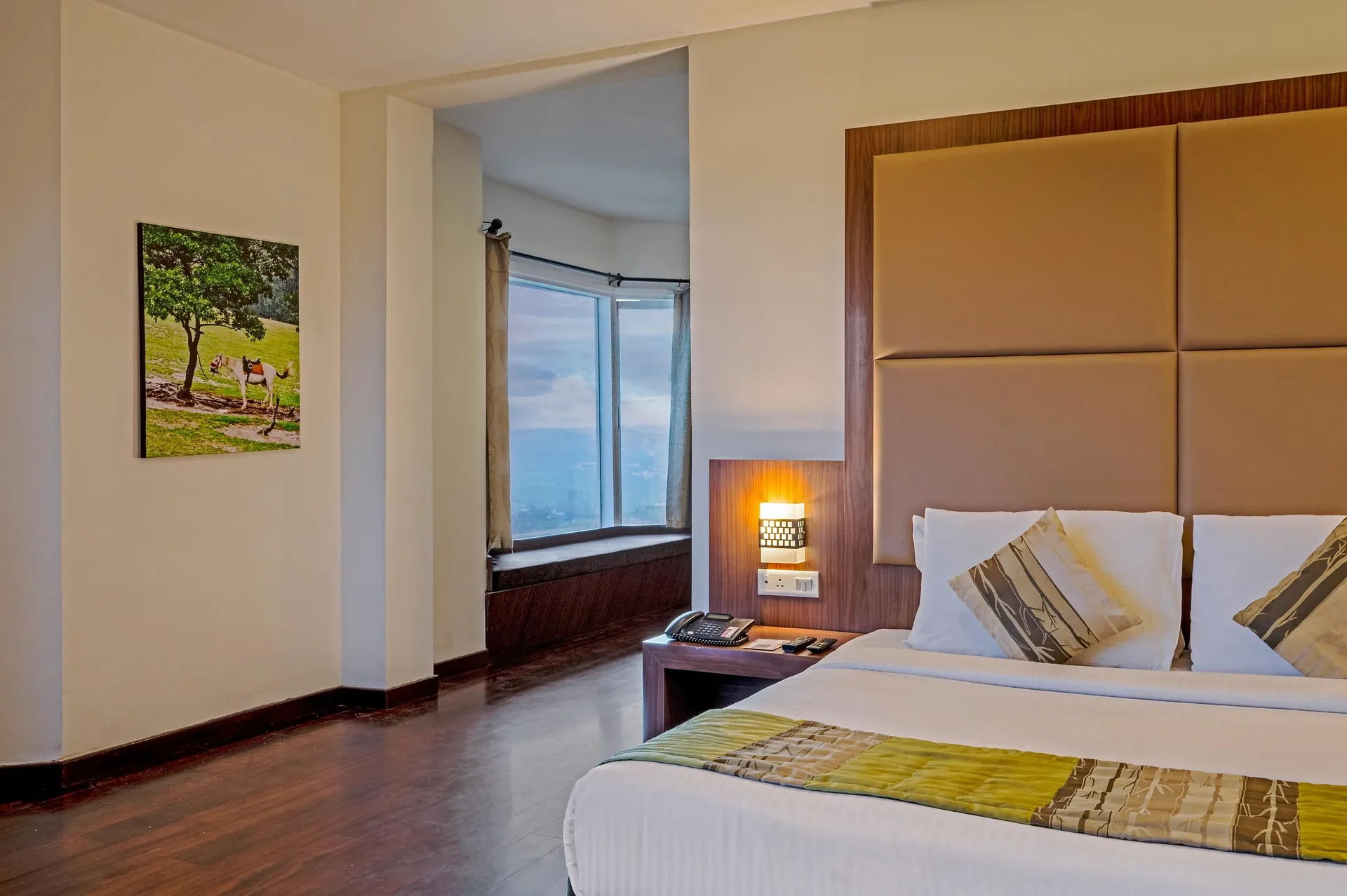 Sterling Ooty Fern Hill Room