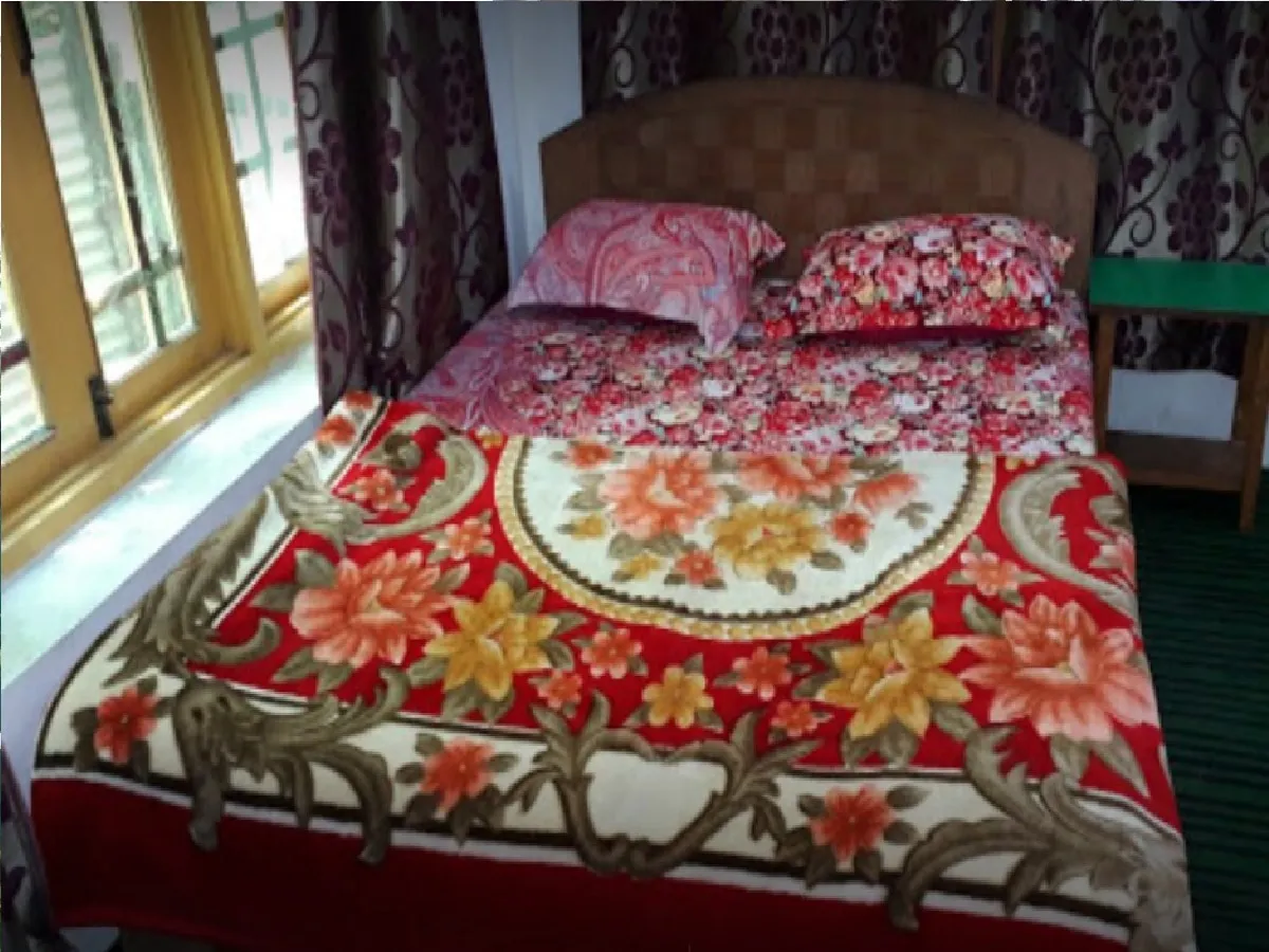 Friends Guesthouse Pahalgam Room