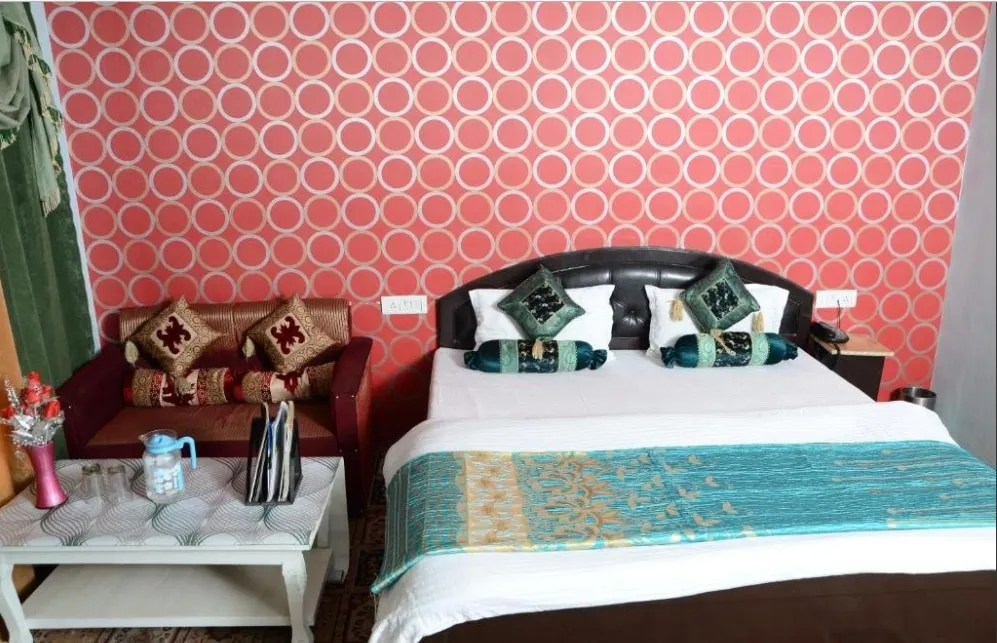 Friends Guesthouse Pahalgam Room