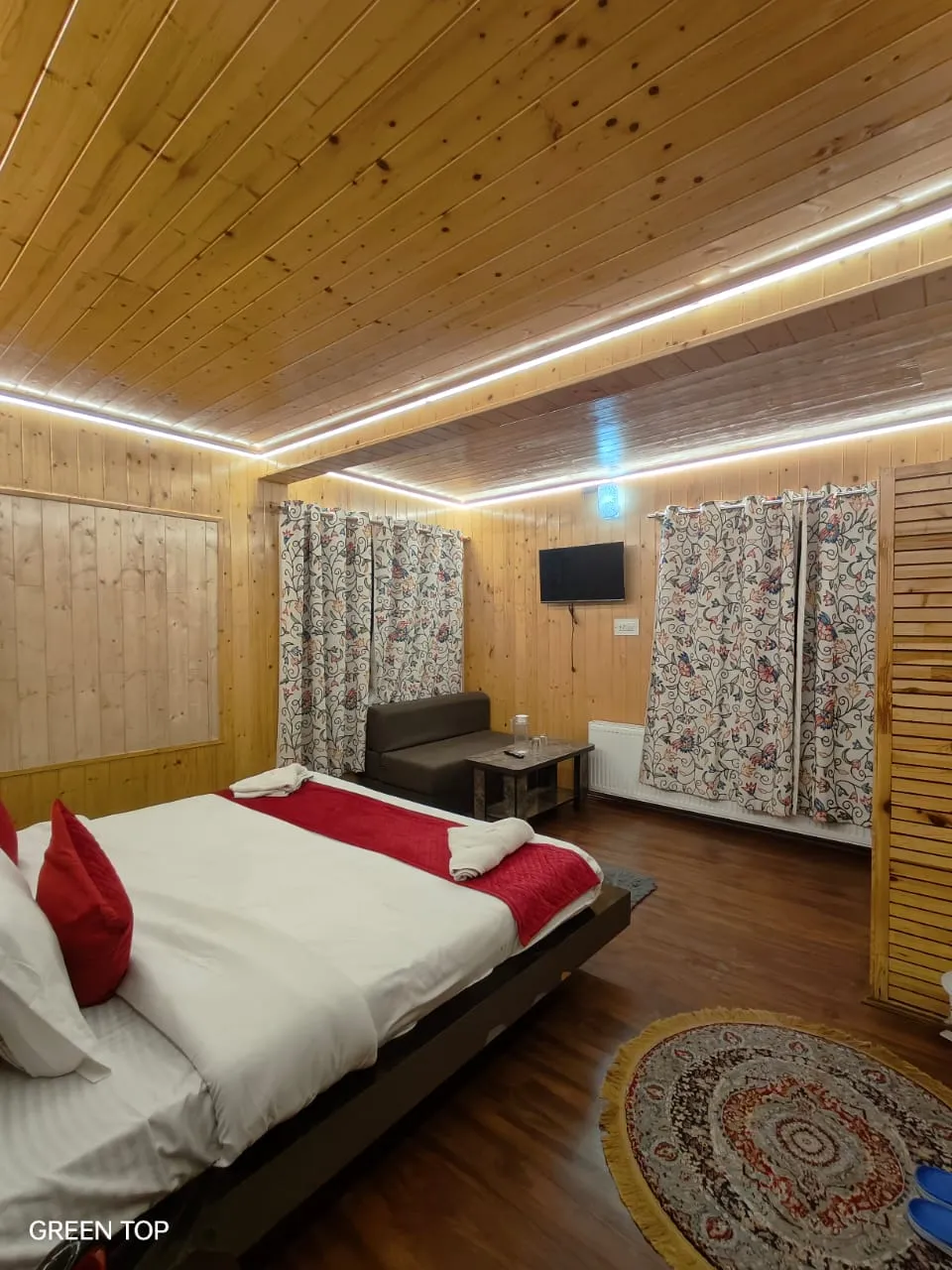 Green Top Resort Room