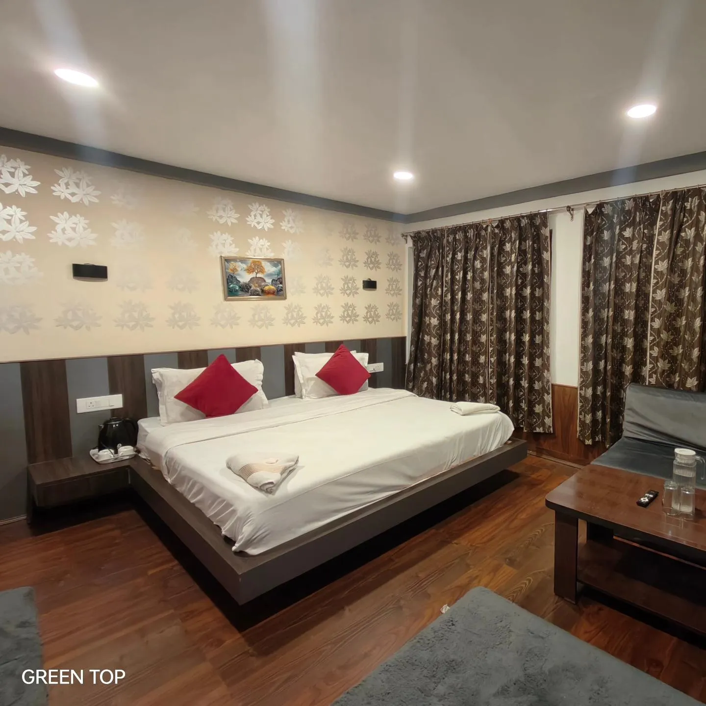 Green Top Resort Room