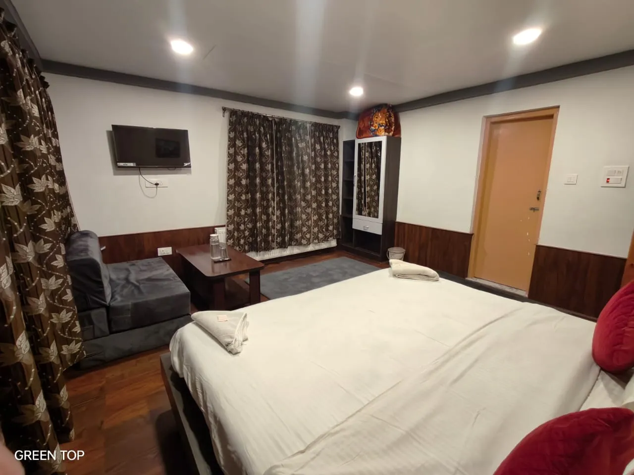 Green Top Resort Room