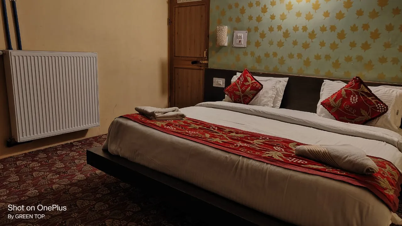Green Top Resort Room