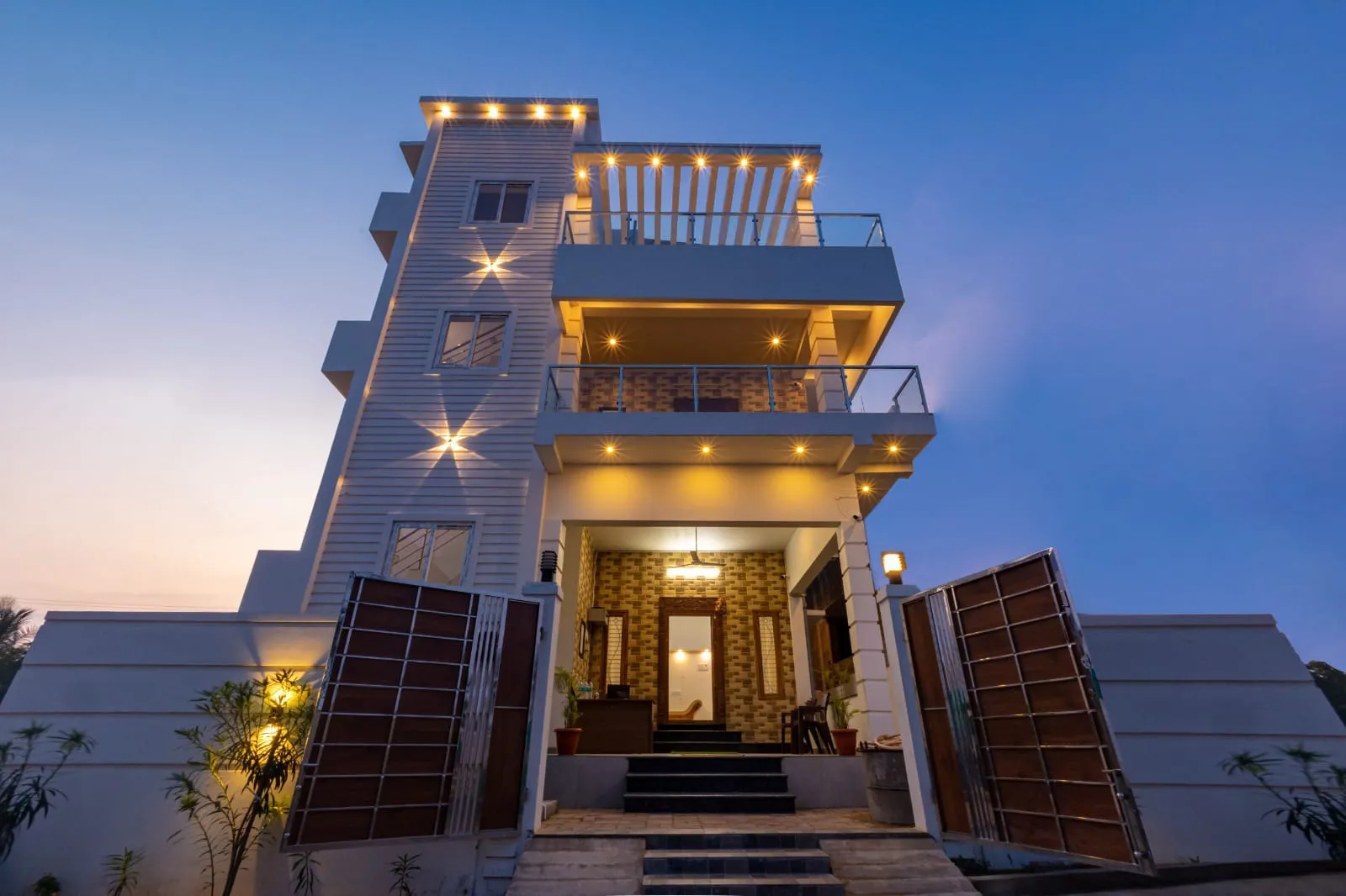 Bairava Bliss Inn Facade